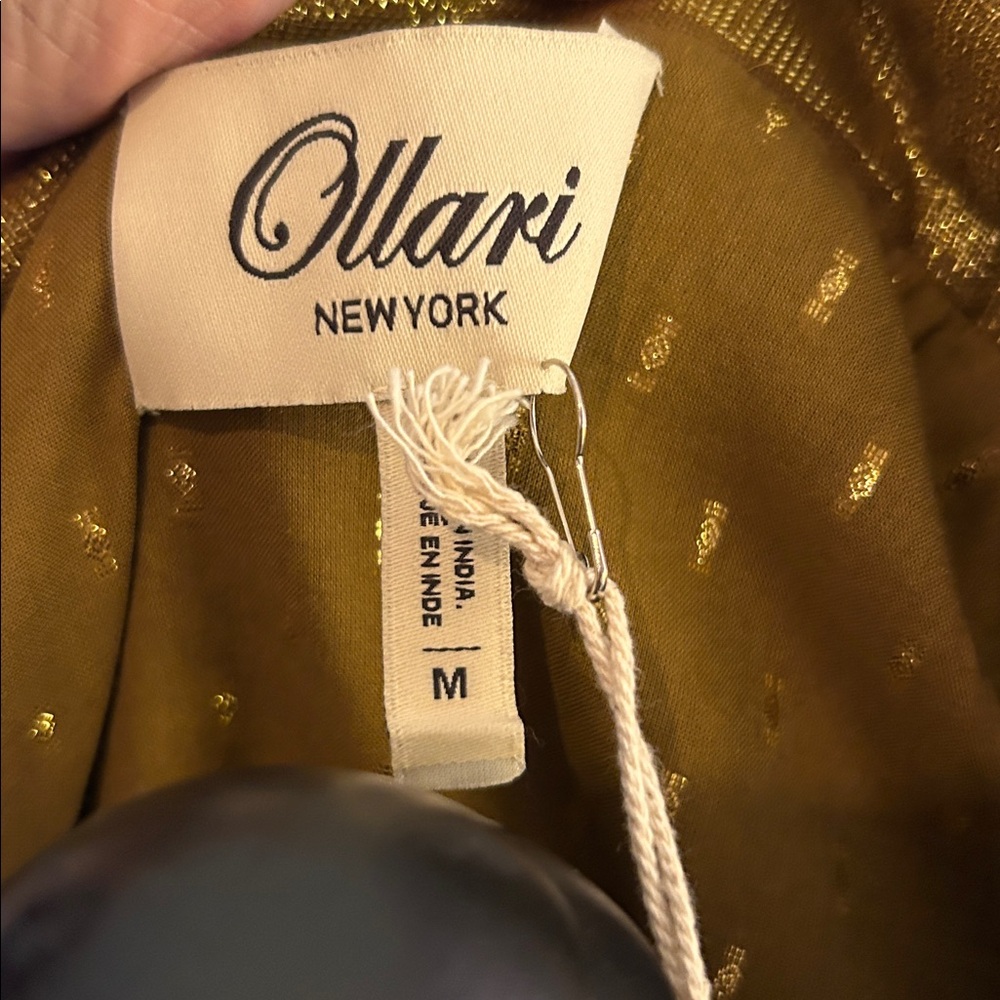 Size Med-Lustrous metallic Gold checked Women's Blazer - Picture 3 of 9
